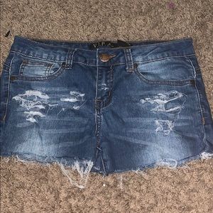 Distressed dark blue ripped shorts never worn!💗